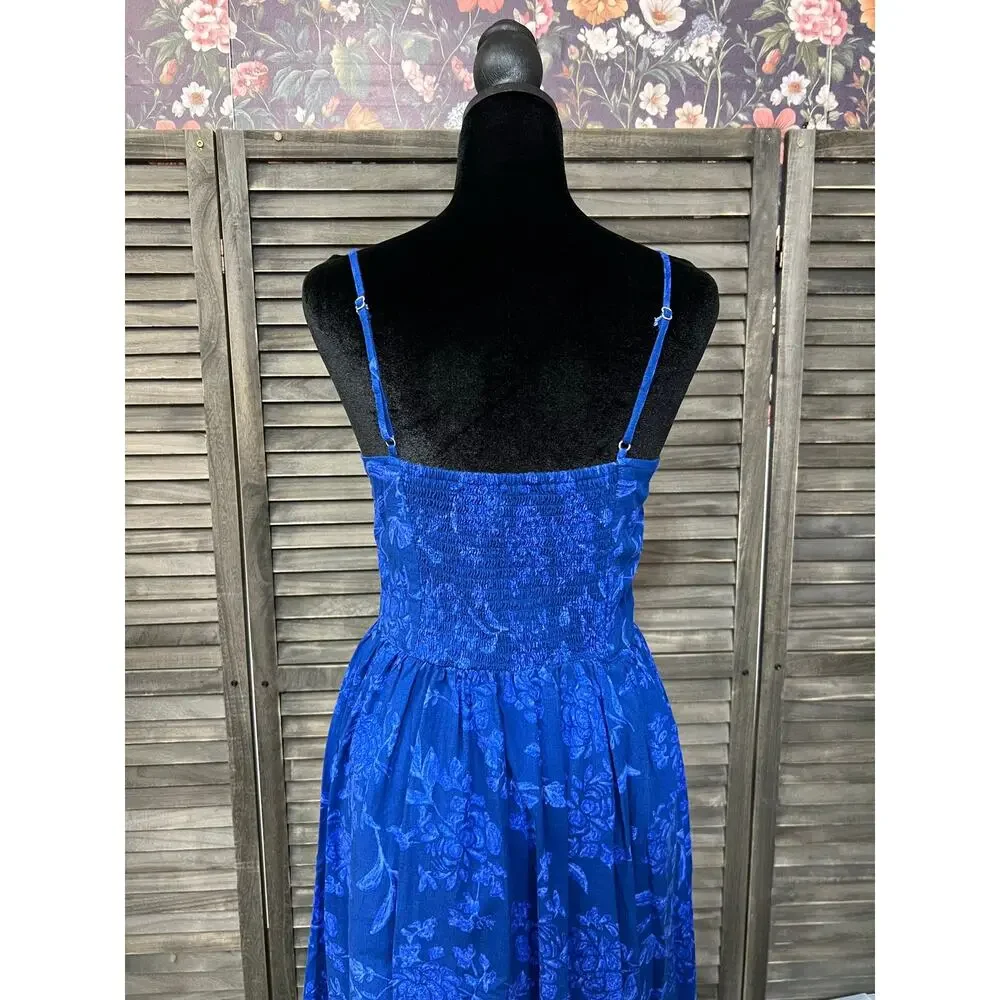 Universal Thread Blue Floral Smocked Midi Dress XS Pockets Cottagecore NWOT - Picture 7 of 11